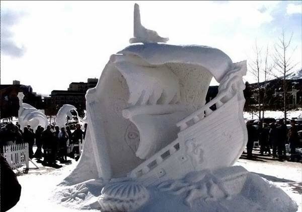 snow-and-ice-sculptures5
