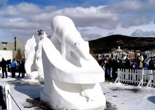 snow-and-ice-sculptures6