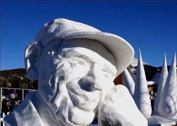 snow-and-ice-sculptures8