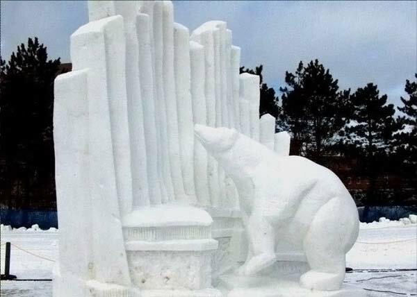 snow-and-ice-sculptures9